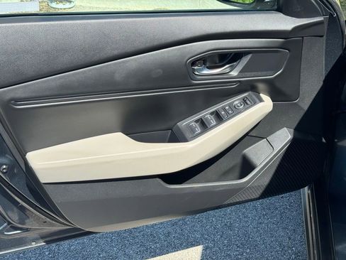 Used 2023 Honda Accord EX image 18