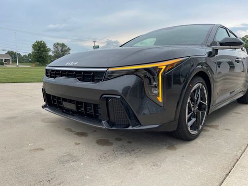 New 2026 Kia K4 GT-Line w/ GT-Line Premium Package FWD image 15