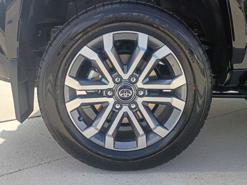New 2026 Toyota 4Runner Limited AWD/4WD image 23