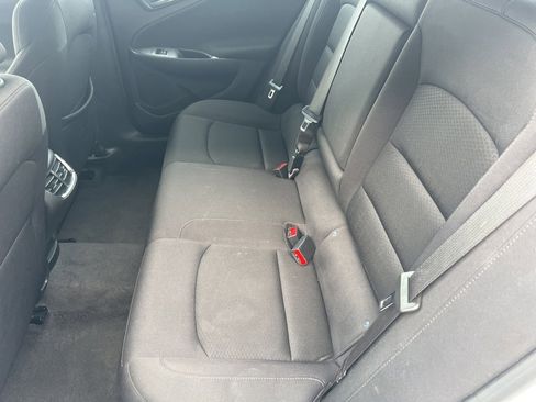 Used 2024 Chevrolet Malibu LT image 11