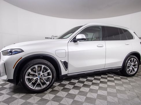 Used 2026 BMW X5 xDrive50e w/ Climate Comfort Package AWD/4WD image 7
