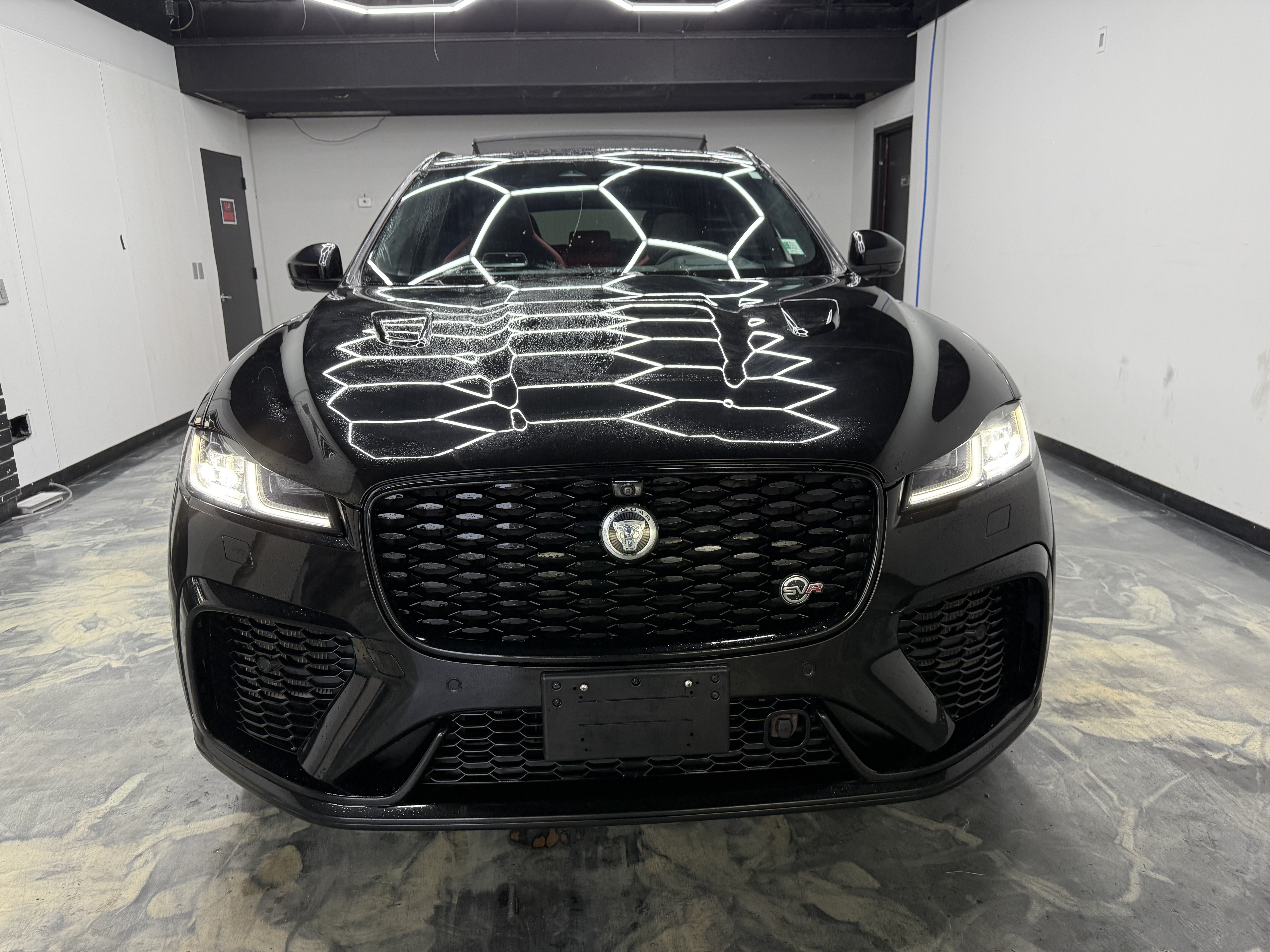 Used 2024 Jaguar F-PACE SVR AWD/4WD image 6