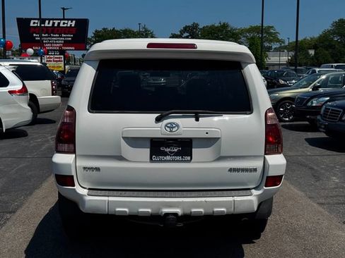 Used 2005 Toyota 4Runner SR5 w/ Preferred Accessory Pkg AWD/4WD image 6