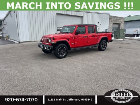 Used 2023 Jeep Gladiator Overland w/ LED Lighting Group image 2