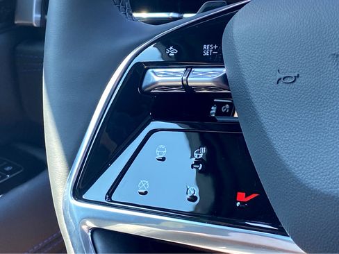 New 2026 Cadillac Escalade IQ Luxury 1 image 18