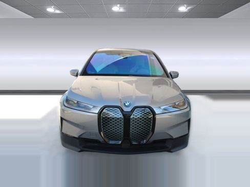 Used 2024 BMW iX xDrive50 image 6