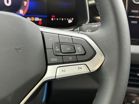 New 2026 Volkswagen Jetta SE FWD image 12
