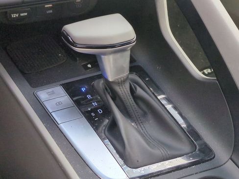 Certified 2025 Hyundai Elantra Sport FWD image 17