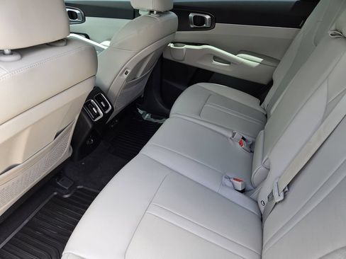 New 2026 Kia Sorento S w/ S Panoramic Sunroof Package FWD image 22
