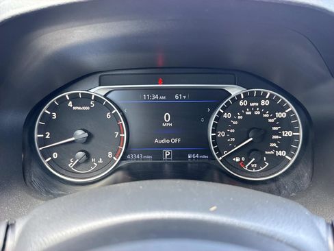 Used 2024 Nissan Altima 2.5 SV AWD/4WD image 18