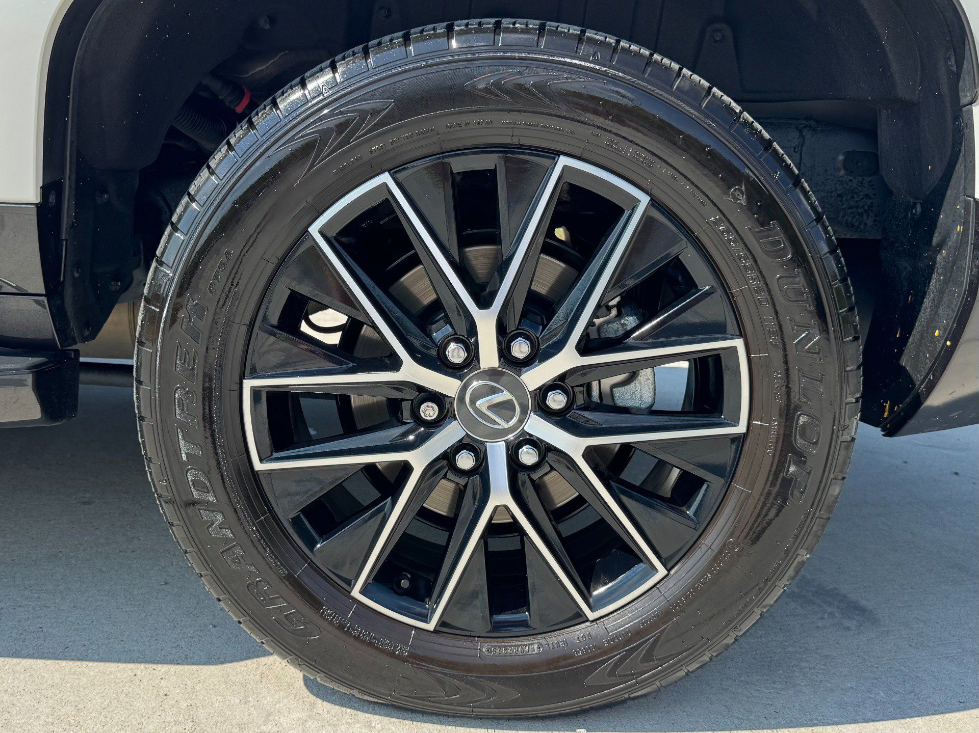 Used 2025 Lexus GX 550 w/ Cold Area Package AWD/4WD image 82