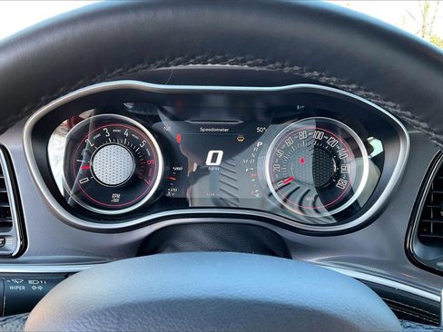 Used 2022 Dodge Challenger R/T Scat Pack w/ Plus Package image 10