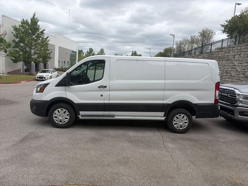 Used 2024 Ford Transit 250 Low Roof w/ Exterior Upgrade Package RWD image 4