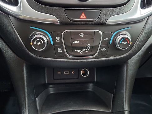 Used 2019 Chevrolet Equinox LT image 40