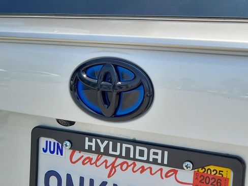 Used 2024 Toyota RAV4 XSE w/ Weather Package AWD/4WD image 32