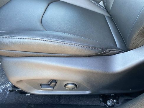 New 2026 Jeep Compass Limited image 9