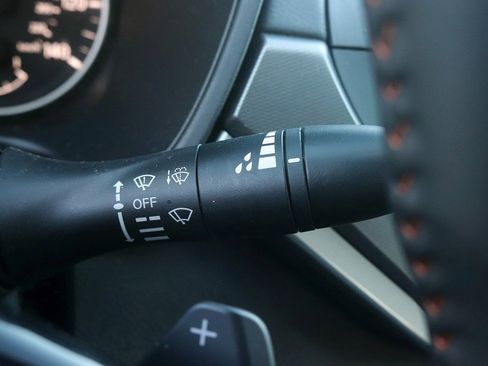 Used 2025 Nissan Altima 2.5 SR image 23