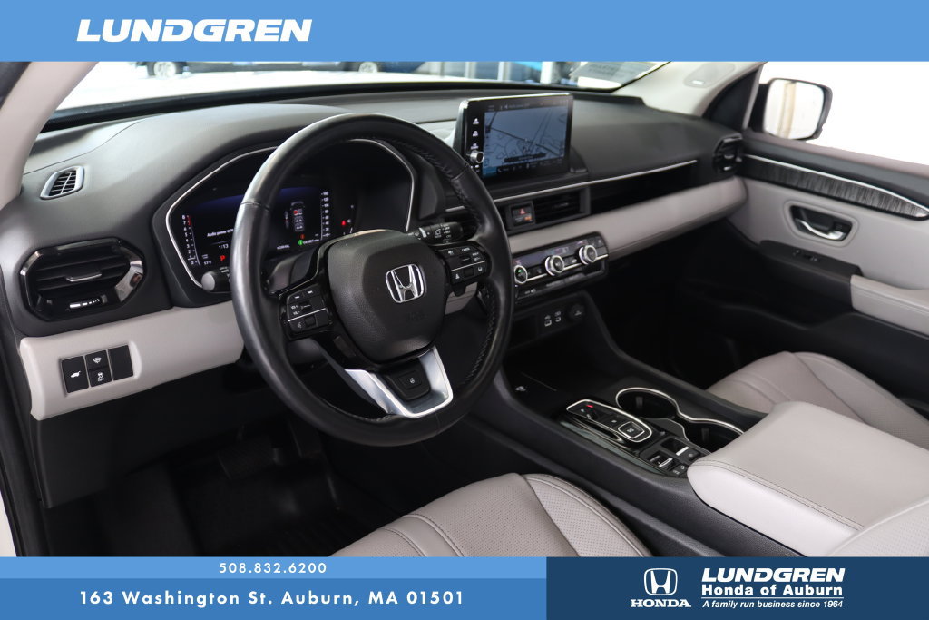 Used 2024 Honda Pilot Elite image 8