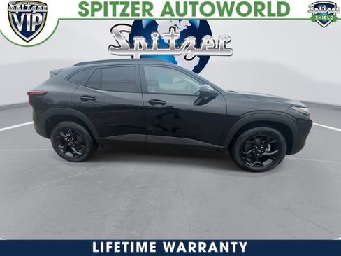 New 2026 Chevrolet Trax LT w/ Midnight Edition image 9