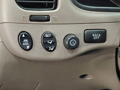Used 2006 Toyota Sequoia Limited AWD/4WD image 14