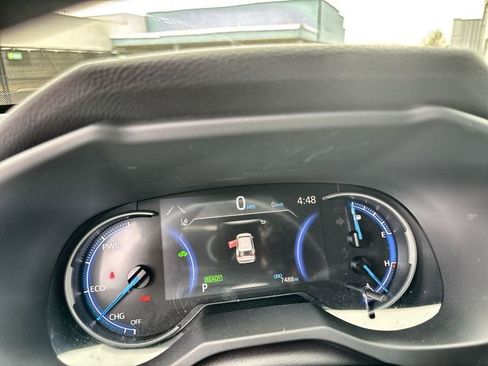 Used 2025 Toyota RAV4 XLE image 24