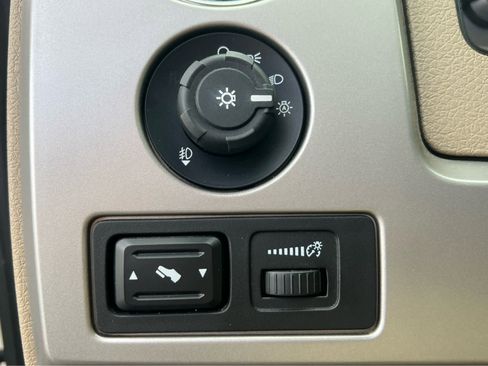 Used 2010 Ford F150 Lariat AWD/4WD image 25