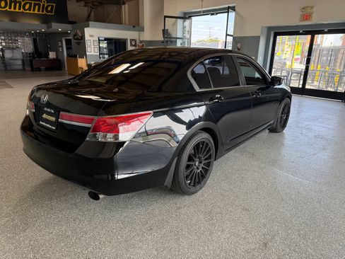 Used 2011 Honda Accord LX-P image 7