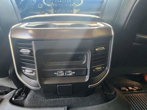 Used 2022 RAM 1500 Laramie AWD/4WD image 20