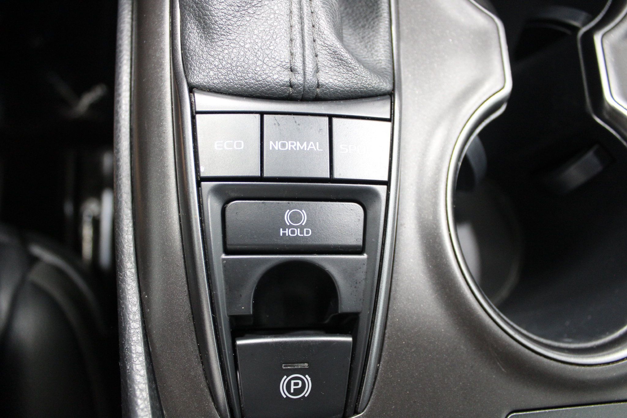 Used 2022 Toyota Camry XSE w/ Navigation Package FWD image 34