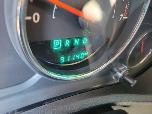 Used 2018 Jeep Wrangler Unlimited Sahara w/ Connectivity Group AWD/4WD image 28