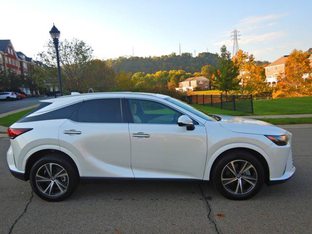 Used 2024 Lexus RX 350 Premium w/ Accessory Package (Z1) AWD/4WD image 10