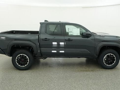 New 2026 Toyota Tacoma TRD Off-Road AWD/4WD image 4