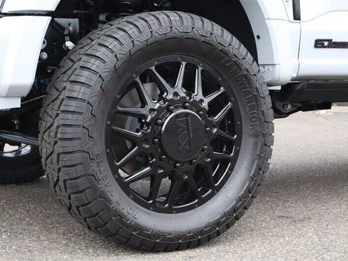 Used 2026 Ford F450 Lariat AWD/4WD image 13