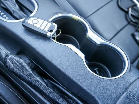 Used 2023 Ford Mustang Premium image 15