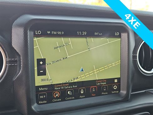 Used 2022 Jeep Wrangler Unlimited Sahara image 25