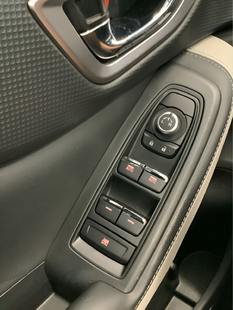 Used 2023 Subaru Forester Limited AWD/4WD image 23