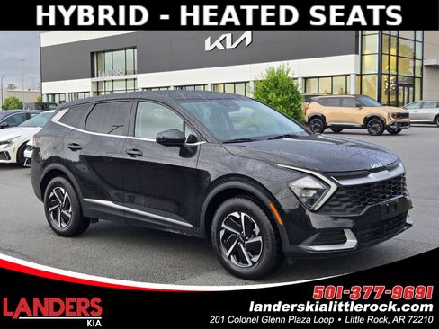 Used 2023 Kia Sportage LX AWD/4WD image 1