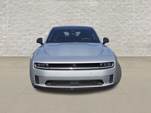 Used 2024 Dodge Charger Daytona Scat Pack w/ Plus Group AWD/4WD image 2