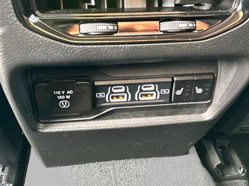 Used 2023 Jeep Grand Cherokee 4xe w/ Luxury Tech Group II image 15