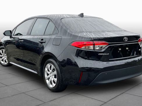Certified 2025 Toyota Corolla LE FWD image 22