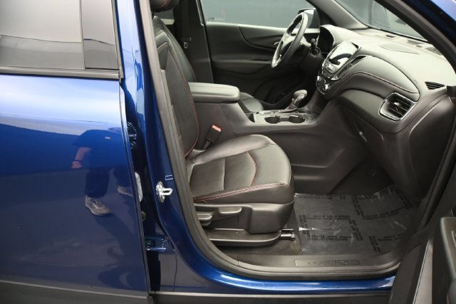 Used 2022 Chevrolet Equinox RS w/ RS Leather Package AWD/4WD image 13