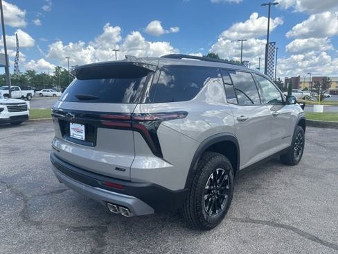 New 2026 Chevrolet Traverse Z71 AWD/4WD image 3