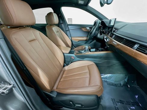 Used 2022 Audi A4 2.0T Premium w/ Convenience Package image 8