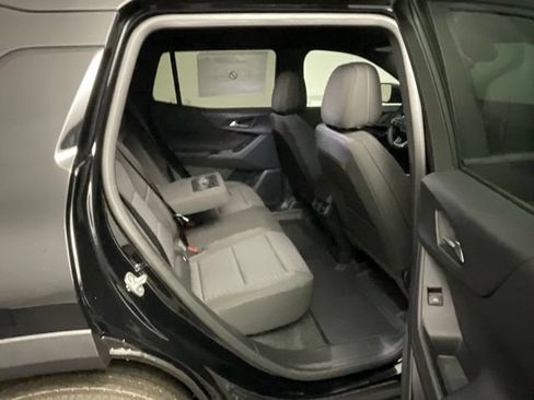 New 2026 Chevrolet Equinox LT w/ Safety and Technology Package FWD image 28