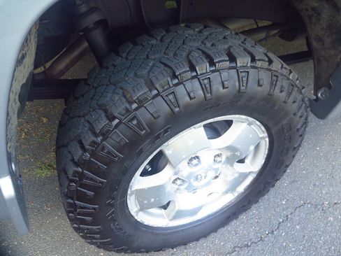 Used 2010 Toyota Tundra 4x4 Double Cab image 33