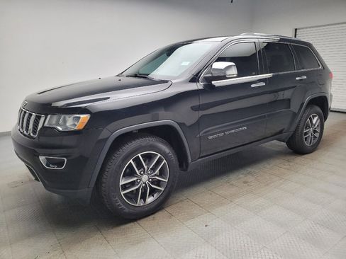 Used 2018 Jeep Grand Cherokee Limited AWD/4WD image 2