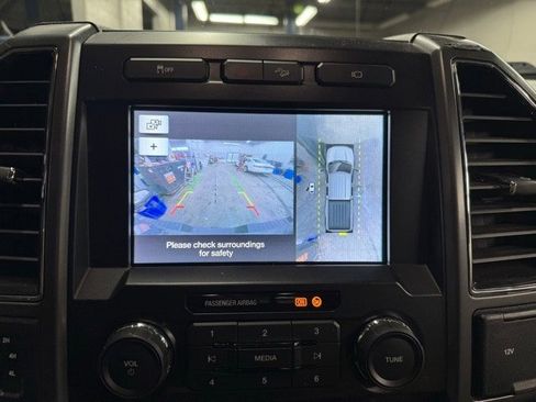 Used 2019 Ford F250 XLT w/ XLT Premium Package image 20