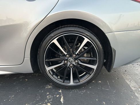 Used 2019 Toyota Camry XSE image 25