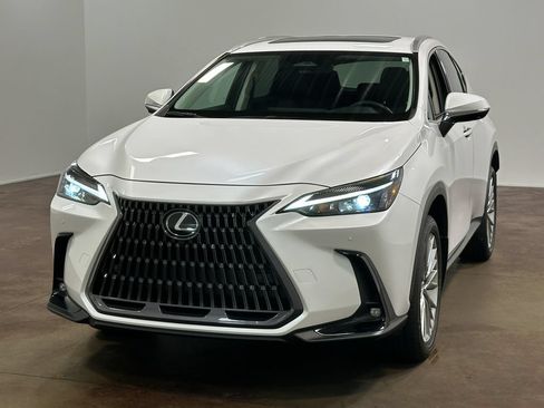 Used 2025 Lexus NX 350 AWD w/ Accessory Package (2T) image 36