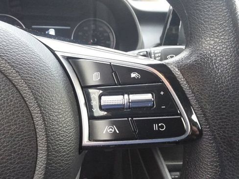 Used 2023 Kia Forte LXS FWD image 17